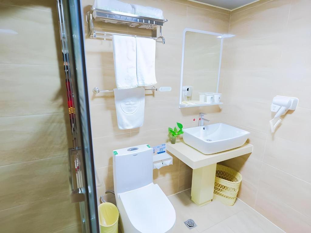 Greentree Inn Shanghai Guangxin Road Tongji Hospital Express Hotel Екстериор снимка